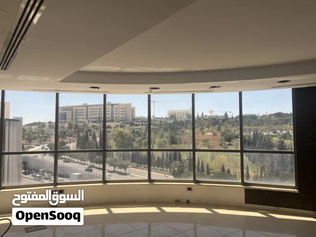 مكاتب للايجار مساحات مختلفه تجاريه  جاهزة للايجار  موقع مميز المدينه الطبيه مقابل حدائق الحسين