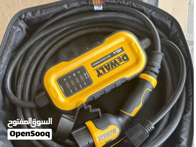 للبيع شاحن سيارة كهربائية 16 - DEWALT أمبير منزلي
