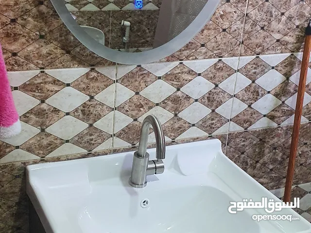 مواسرجي و كهربجي متنقل 24 ساعه خبرة أكثر من 20 عام في الزرقاء و عمان كهربائي مواسرجي