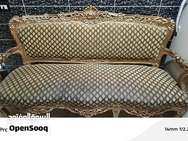 طقم كنبايات وحدة ثلاثية و تنين فردية السعر:1500000 مليون و نص يوجد مفاصلة
