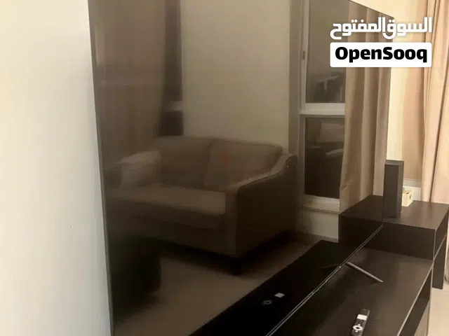 تلفاز TCL 85 بوصه