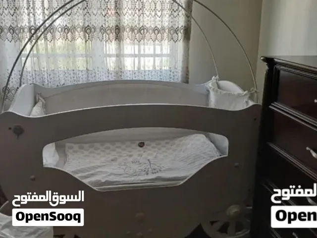 سرير أطفال بسعر مغري