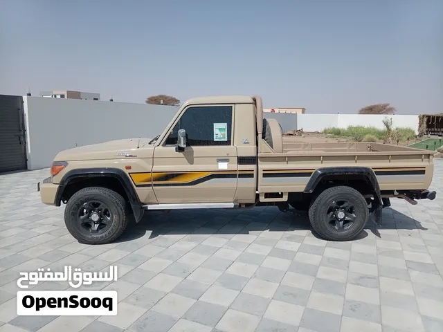 Used Toyota Land Cruiser in Al Dhahirah