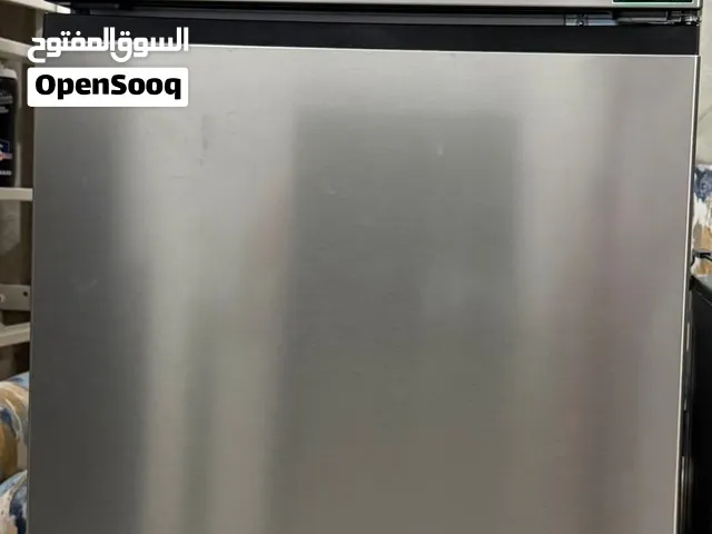 Hisense fridge very clean ثلاجه هايسنس نظيفه جدا