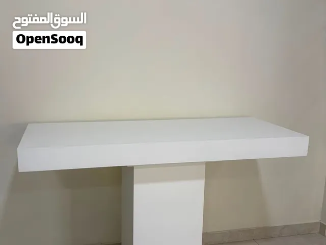 للبيع طاولة استقبال