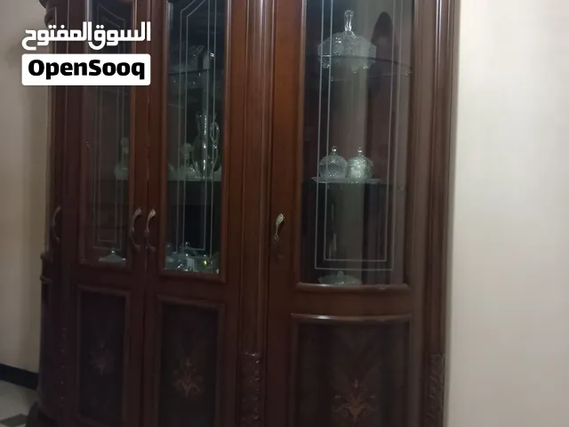 مكتبه للبيع