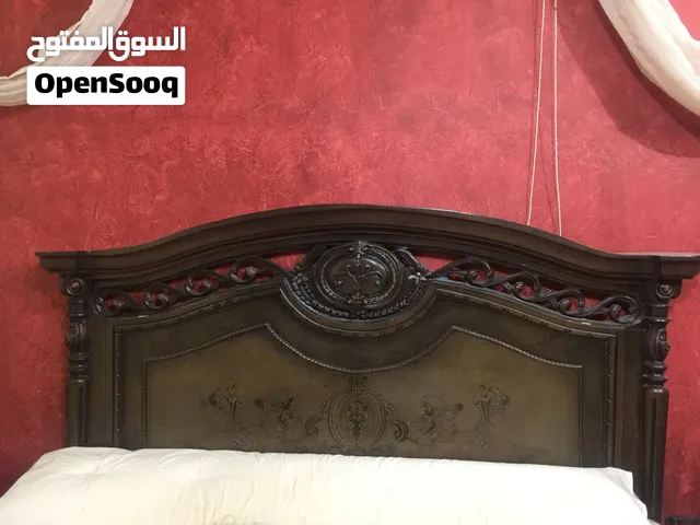 غرفة نوم كبيرة