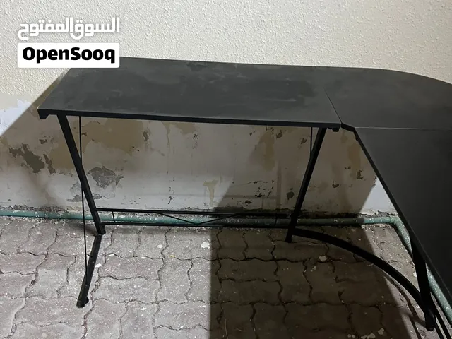 طاوله دراسه او قيمنيق