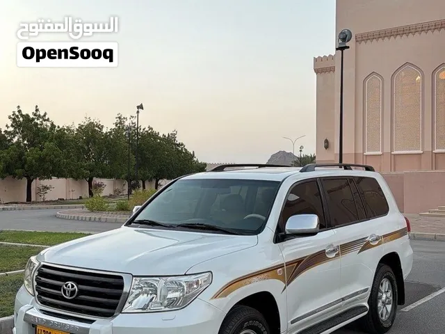 Used Toyota Land Cruiser in Al Dhahirah