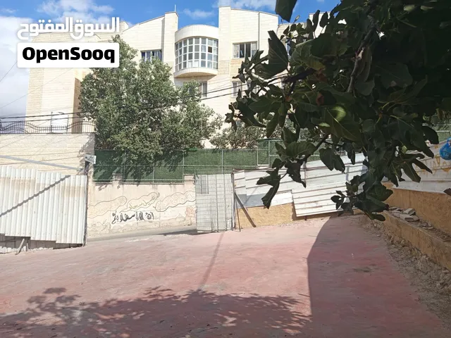 ارض  مساحة  450متر