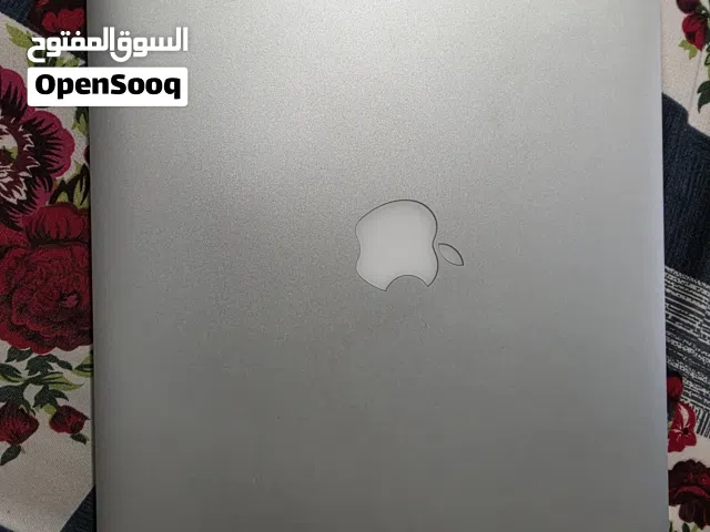 Laptop apple brand macbook pro. i7 processor