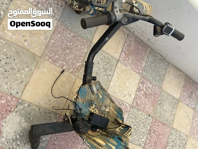 للبيع سكوتر كهربائي للأطفال