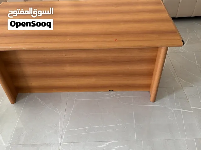 مكتب قوي ومتين