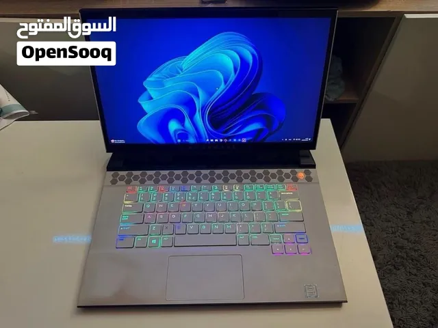 Alienware m15 Gaming Laptop – RGB Keyboard & LED Lighting