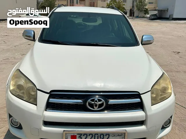 للبيع تويوتا راف 4 مديل 2010