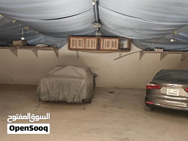 سلام عليكم عندي مخزن  في الغرارت للايجار