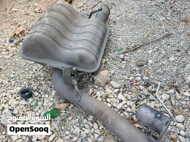 اقزوزت تشارجر من الرقبه الثانئيه لاخر السياره ولا نقطه لحام اصلي الشركه ويرجع سيارتك ستاندر