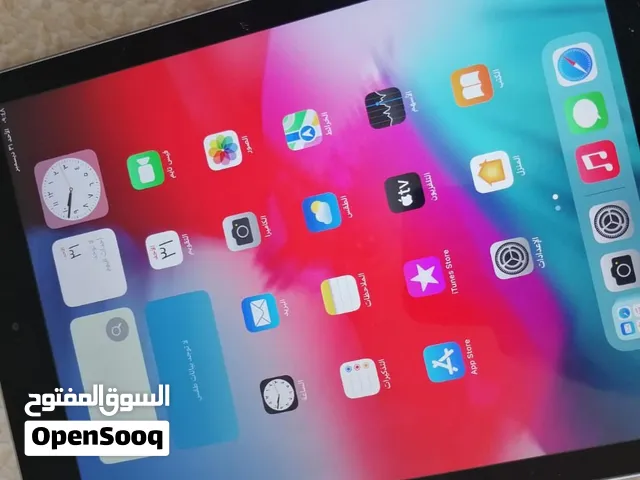 للبيع او للبدل ايباد 6 بذاكرة تخزين (128 جي بي )نظيف جدا