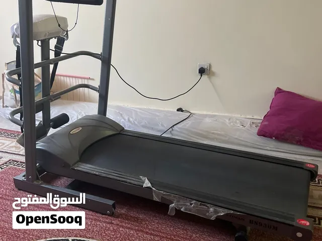 جهاز سير الرياضي الحجم الكبير ويجي معاه جهاز مساج للجسم