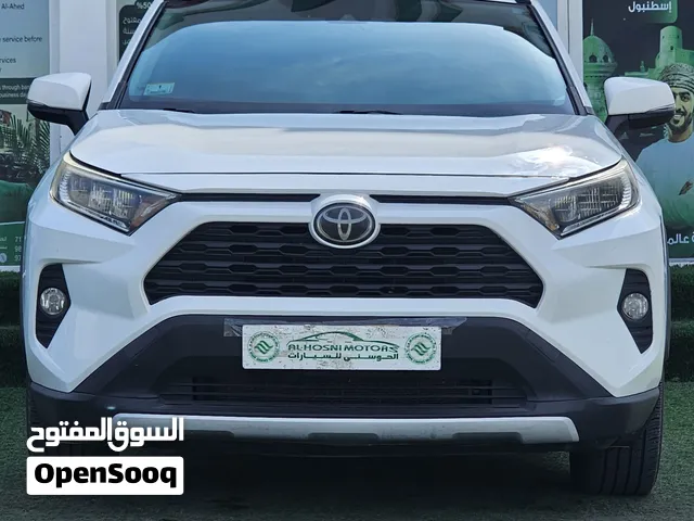 تويوتا رافور موديل 2019 فئه XLE وارد امريكي السياره بحاله الوكاله لاتفوت الفرصه وبادر با الحجز......