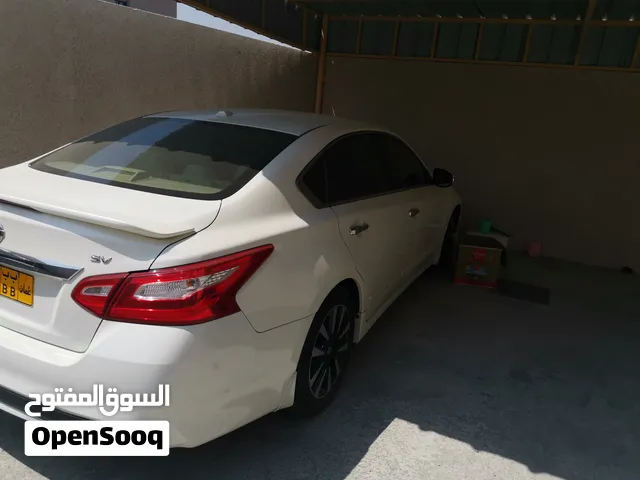 للبيع قطع غيار التيما متوفر كل قطعه