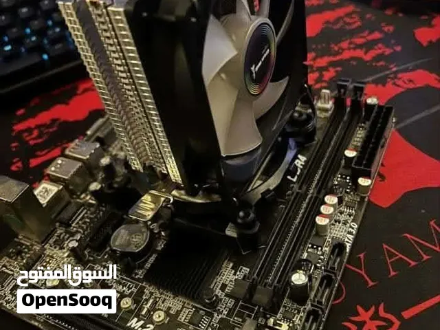 مذربورد حاجه نظيفه جدا