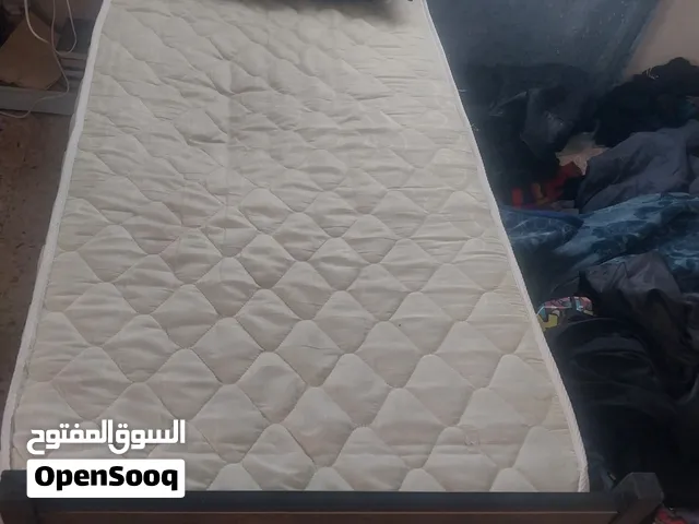 تخت مفرد حديد مستعمل حالة اوكالة
