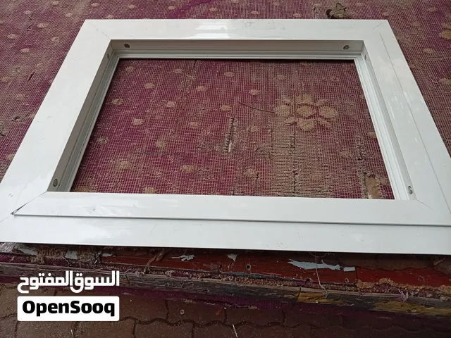نافدة من نوع المنيوم