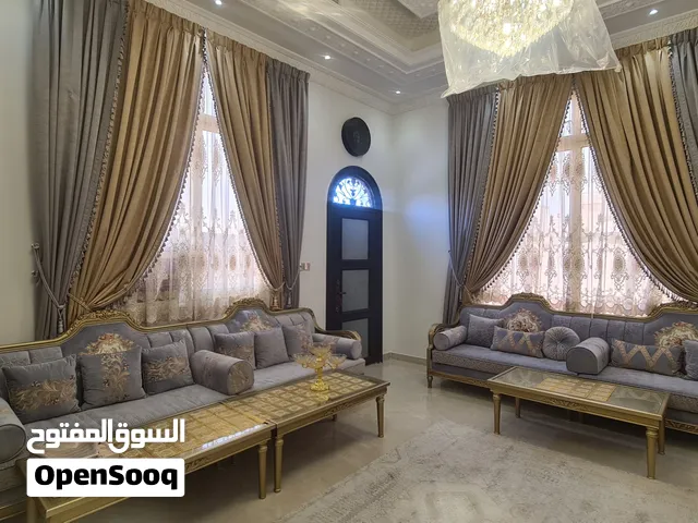 أثاث مستعمل بحالة ممتازة للبيع