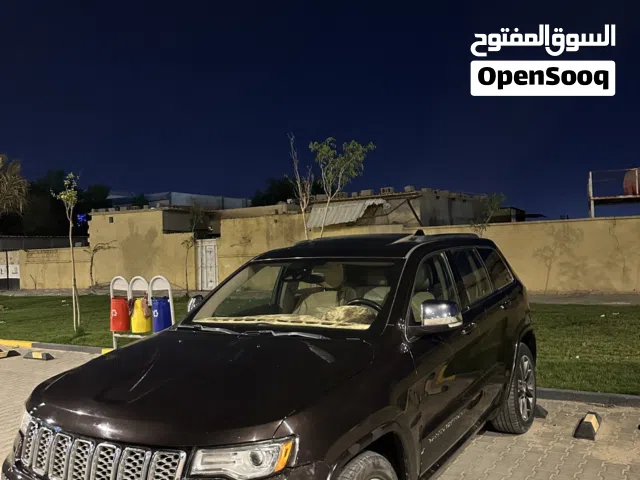 جيب كراند شيروكي اوفر لاند 2017