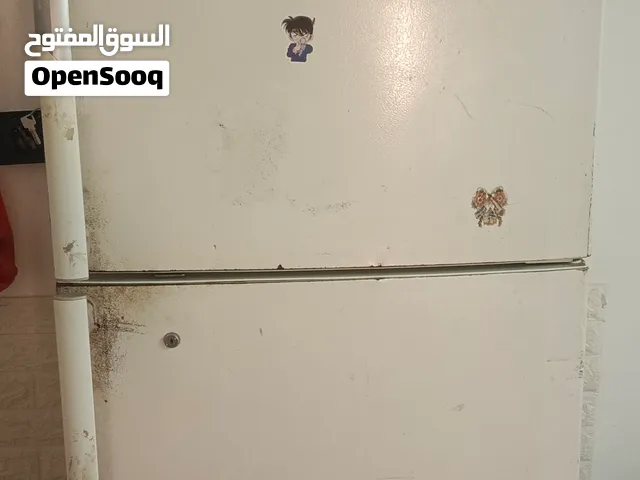 ثلاجه مستعمل حجم كبير