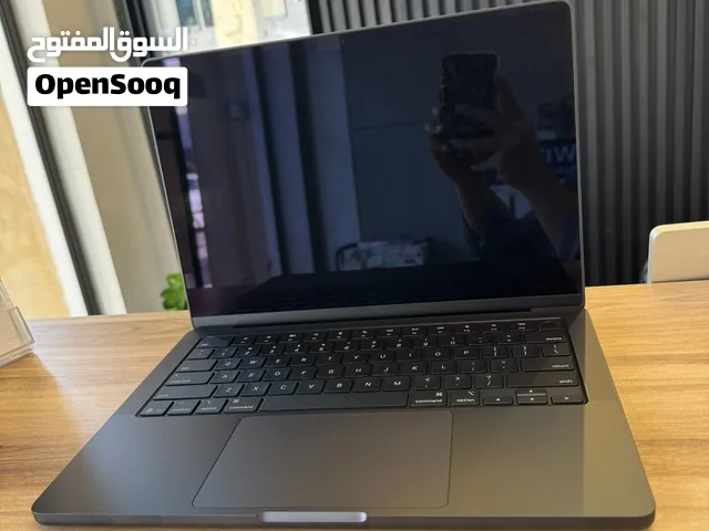 Macbook pro m5 1TB 24Ram جديد بدون كرتونة