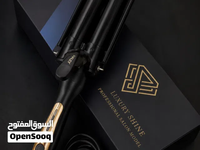 للبيع فير شعر ثلاثي احترافي عالي الحرارة اللون اسود والحجم كبير يعمل بكفاءة ممتازة بدون مشاكل