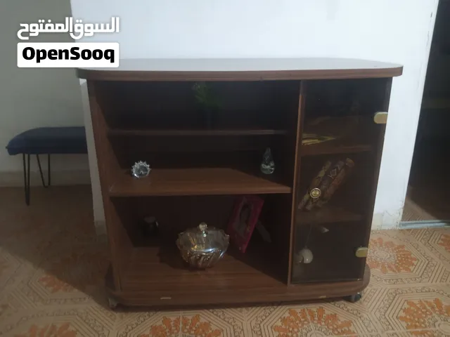 طاولة تلفاز