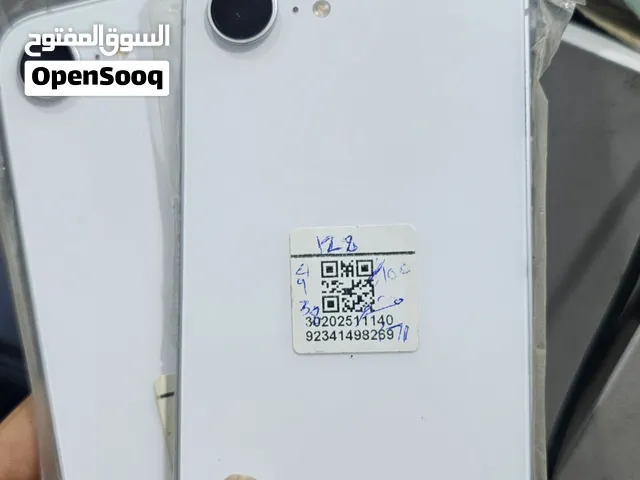 Apple iPhone 16e 128 GB in Sana'a