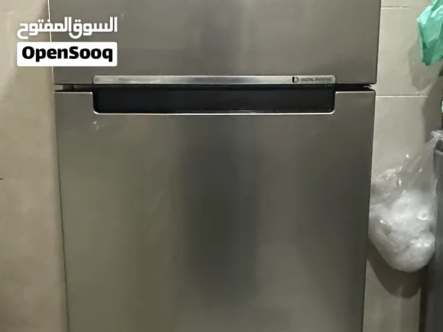Samsung Refrigerator for Sale – Excellent Cooling, Clean Condition