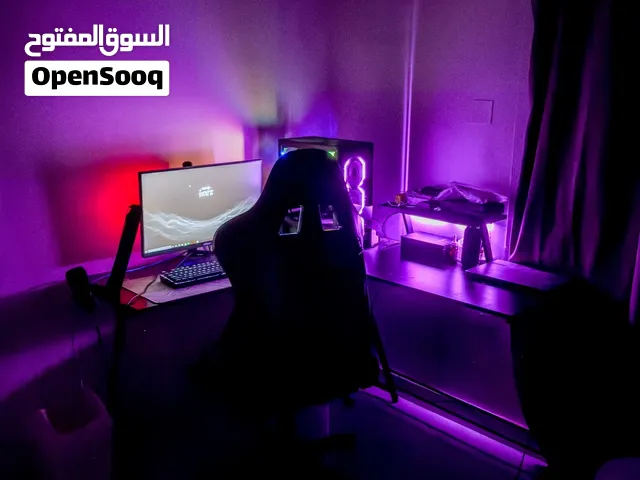 للبيع PC كامل مع الطاولة بدون كرسي مع الأكسسوارات طالب3500
