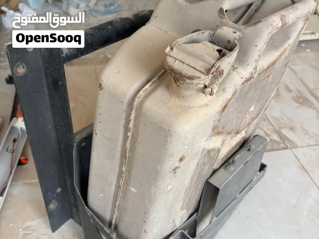 للبيع قاعدة جركن بترول مع الجركن حق نيسان أبو عبيد