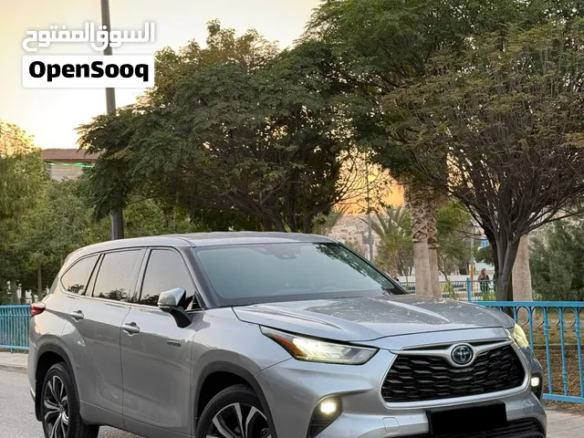 تويوتا هايلاندر فل كامل بدون فتحة فحص كامل GLE ((قابل للبدل))