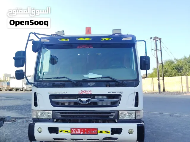 Tata Daewoo 2015 6 wheel truck unit