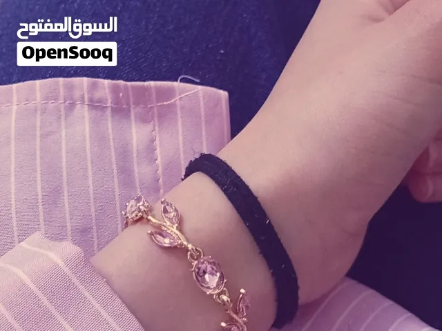 اسوارة التوليب باللون الزهري و الذهبي رائعة و انثوية جداً  بسعر 45 شيكل بس
