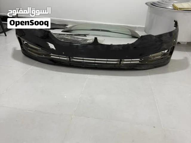 سعر جداً مناسب  دعاميه BMW G30 2018 كامله تخم حساساتها موجوده ما بيها اي نقص نظيفه سعر 200$ سعرمناسب