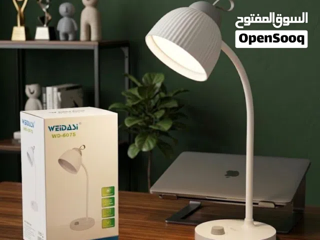 مصباح طاولة شحن إمكانية التحكم بالسطوع بنظام الجير إنارة قوية أنيق ومناسب للمساحات الداخلية