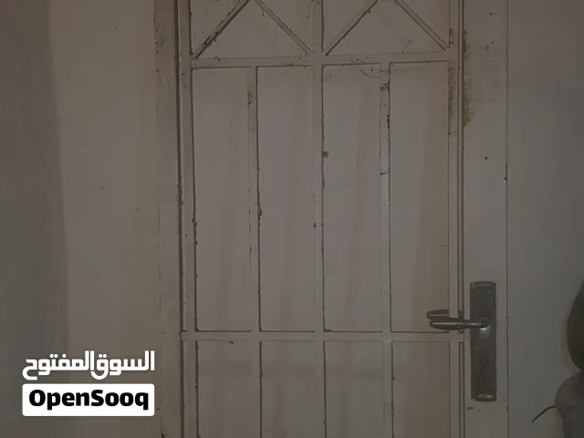 باب حماية حديد مليان بحالة جديد للبيع