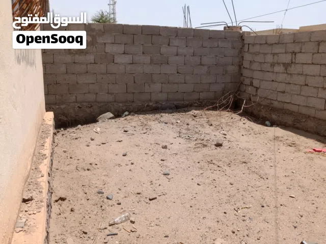 فله للبيع في عدن المدينة الخضرا حي الشباب المرحله الثالثه غيرمشطب من داخل ب70 الف سعودي