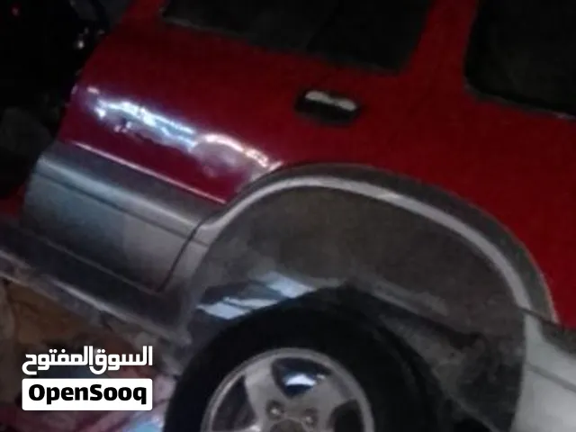 ميكانيكي سيارات متنقل خدمة صيانة المركبات في الطرقات 24 ساعة