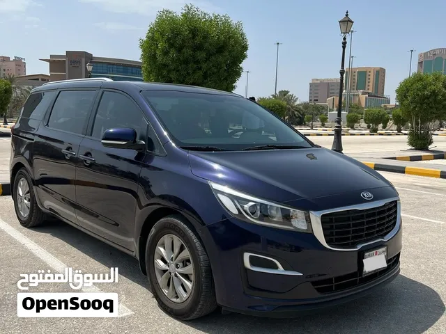 Used Kia Carnival in Southern Governorate