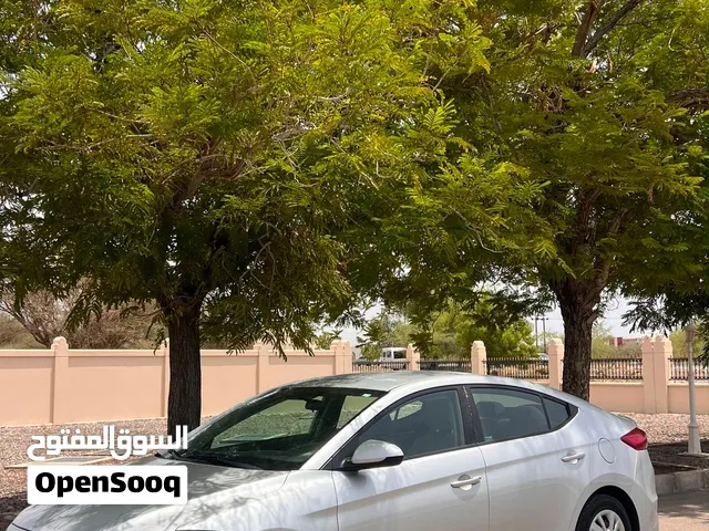 هيونداي النترا 2018 تصدير جديد جاهز للاستخدام نظيف جدا