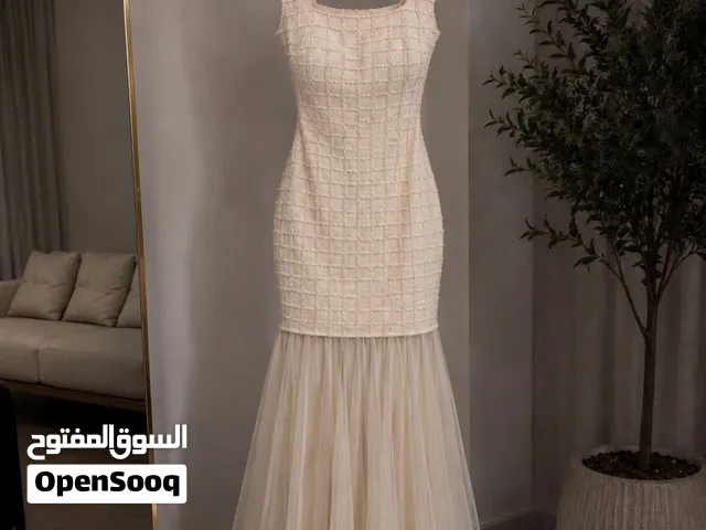 فستان اوف وايت للبيع