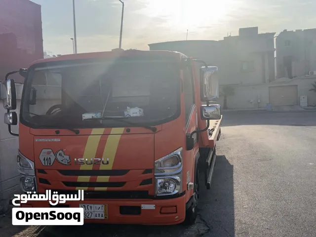 سطحة هيدروليك الدمام والخبر والظهران لنقل وسحب السيارات  خدمة 24 ساعة